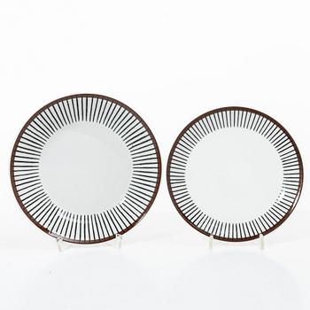 Stig Lindberg, a 36 piece 'Spisa Ribb' service, Gustavsberg.