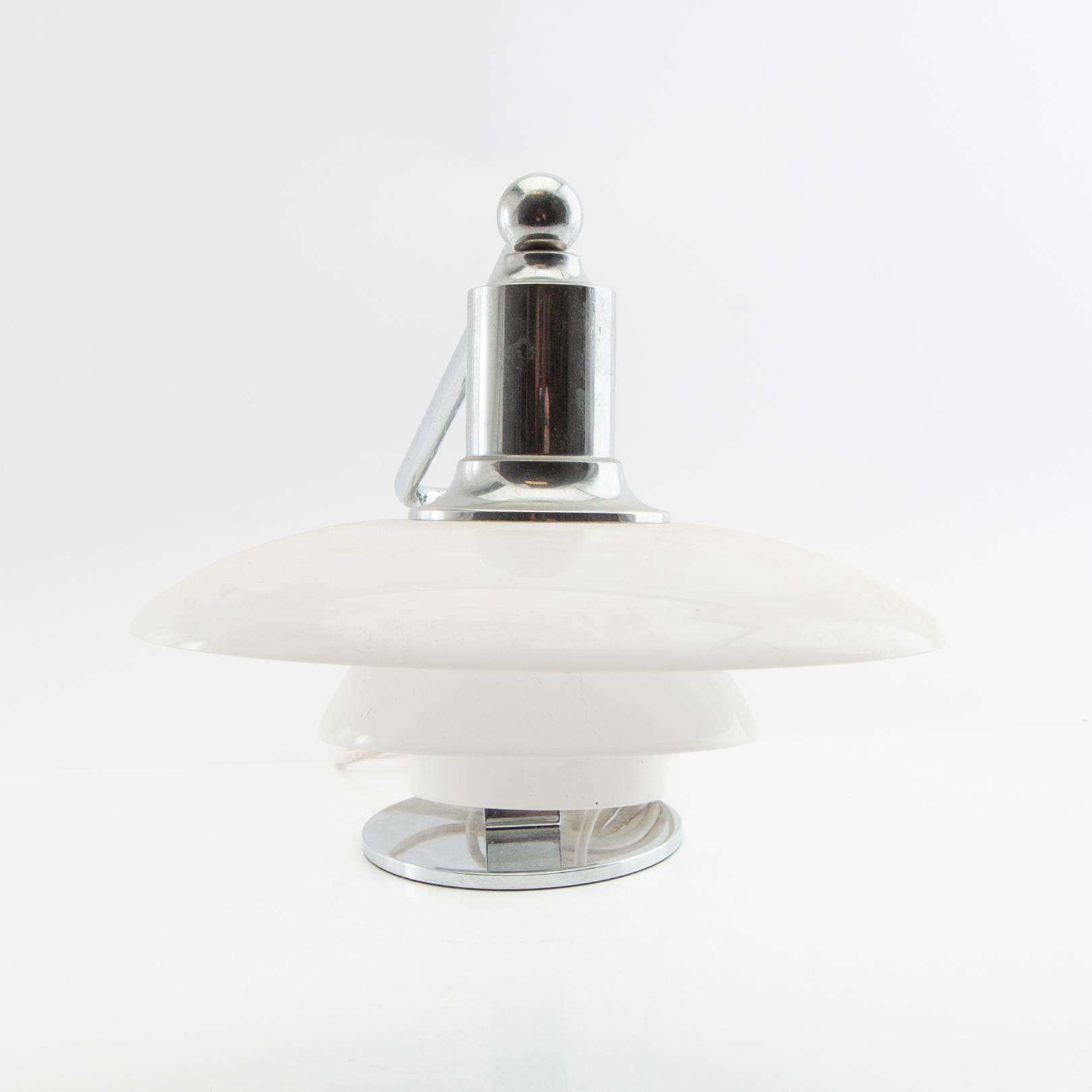 Poul Henningsen, pianolampor/kiplampor, ett par, "PH-2/1", Louis Poulsen, Danmark, 1900-tal.