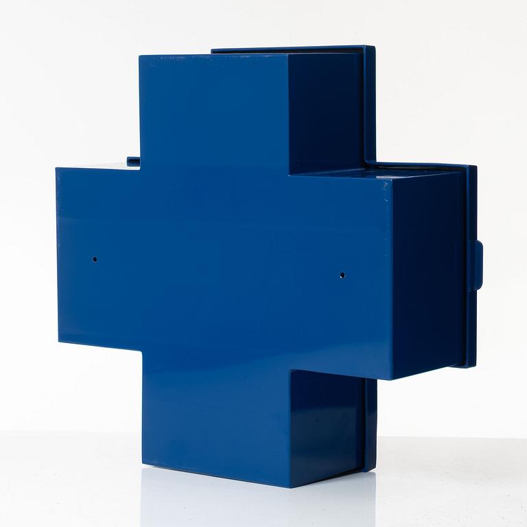 Thomas Eriksson, skåp, "Cross", Progetto Oggetto, Cappelini, Italien.