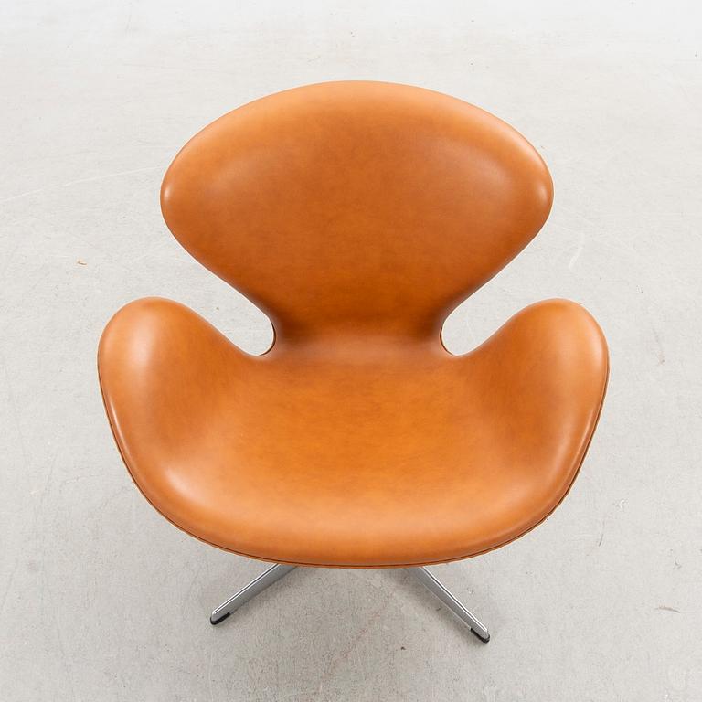 Arne Jacobsen, Fåtölj, "Svanen", Fritz Hansen, Danmark.