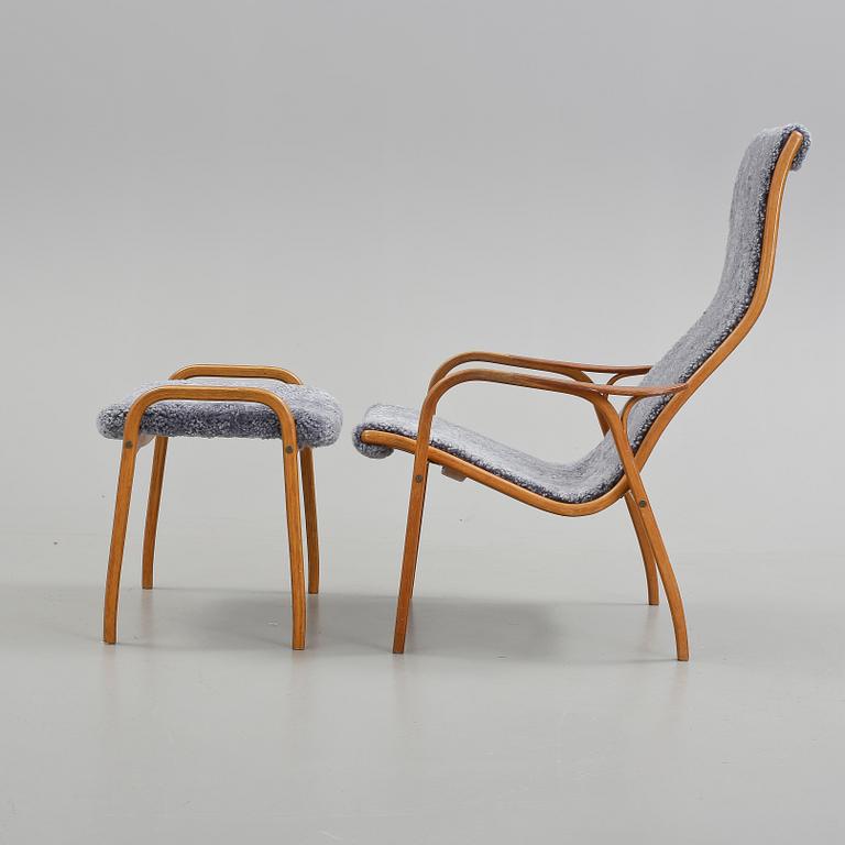 FÅTÖLJ MED FOTPALL. "Lamino", Yngve Ekström.