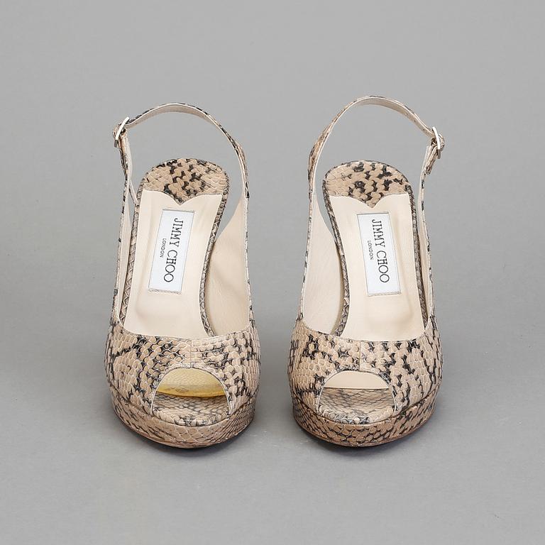 SKOR, Jimmy Choo.