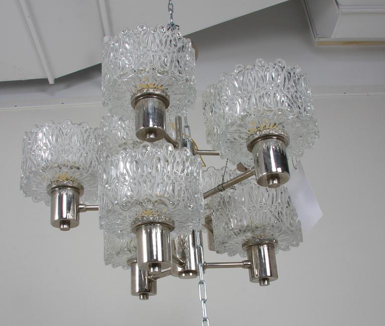 TAKARMATURER, ett par snarlika. H 52.