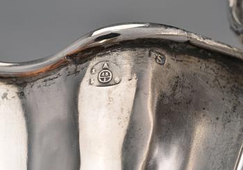 VIINIKANNU, 13L hopeaa Itävalta-Unkari 1850. Paino 429 g.