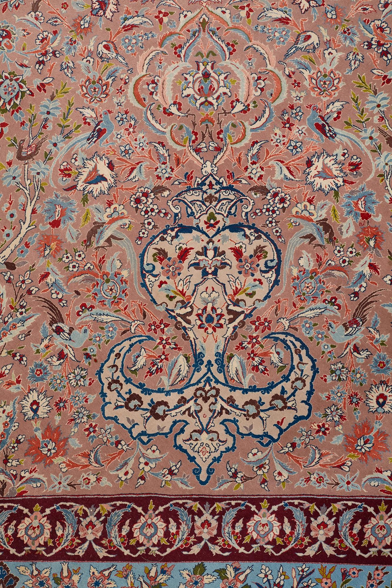 MATTA, Old Isfahan, ca 416 x 305 cm (samt kortsidorna med 5,5 respektive 7 cm slätväv).