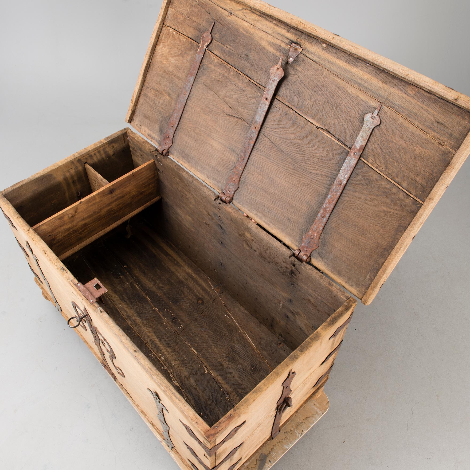 A 17th/18th century chest.