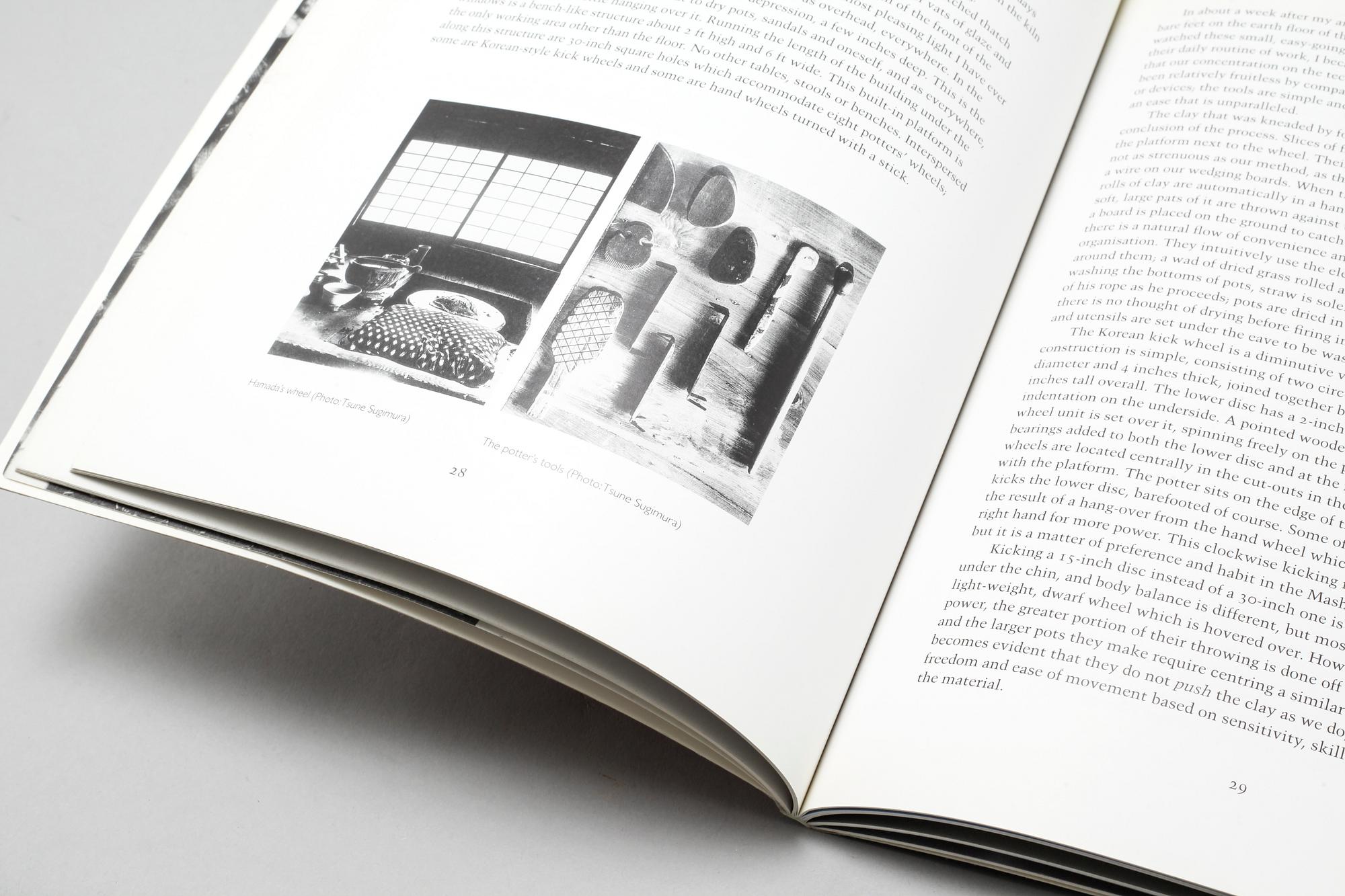 17 books and catalouges, mostly about oriental crafts, 20th century.