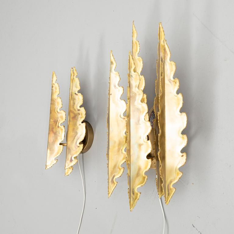 Svend Aage Holm Sørensen, Wall lights, a pair, models 5193 and 5195, Holm-Sørensen & Pedersen Belysning, Denmark, 1960s.