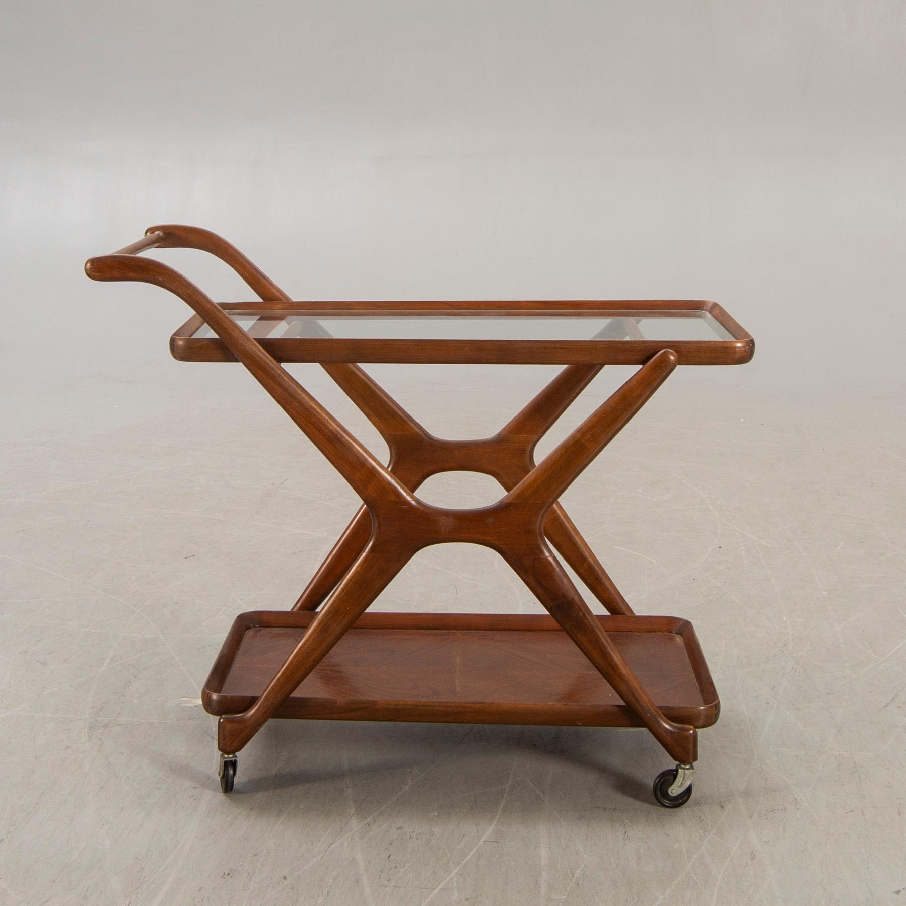 Cesare Lacca, serveringsvagn/cocktailvagn för Cassina 1900-talets mitt.