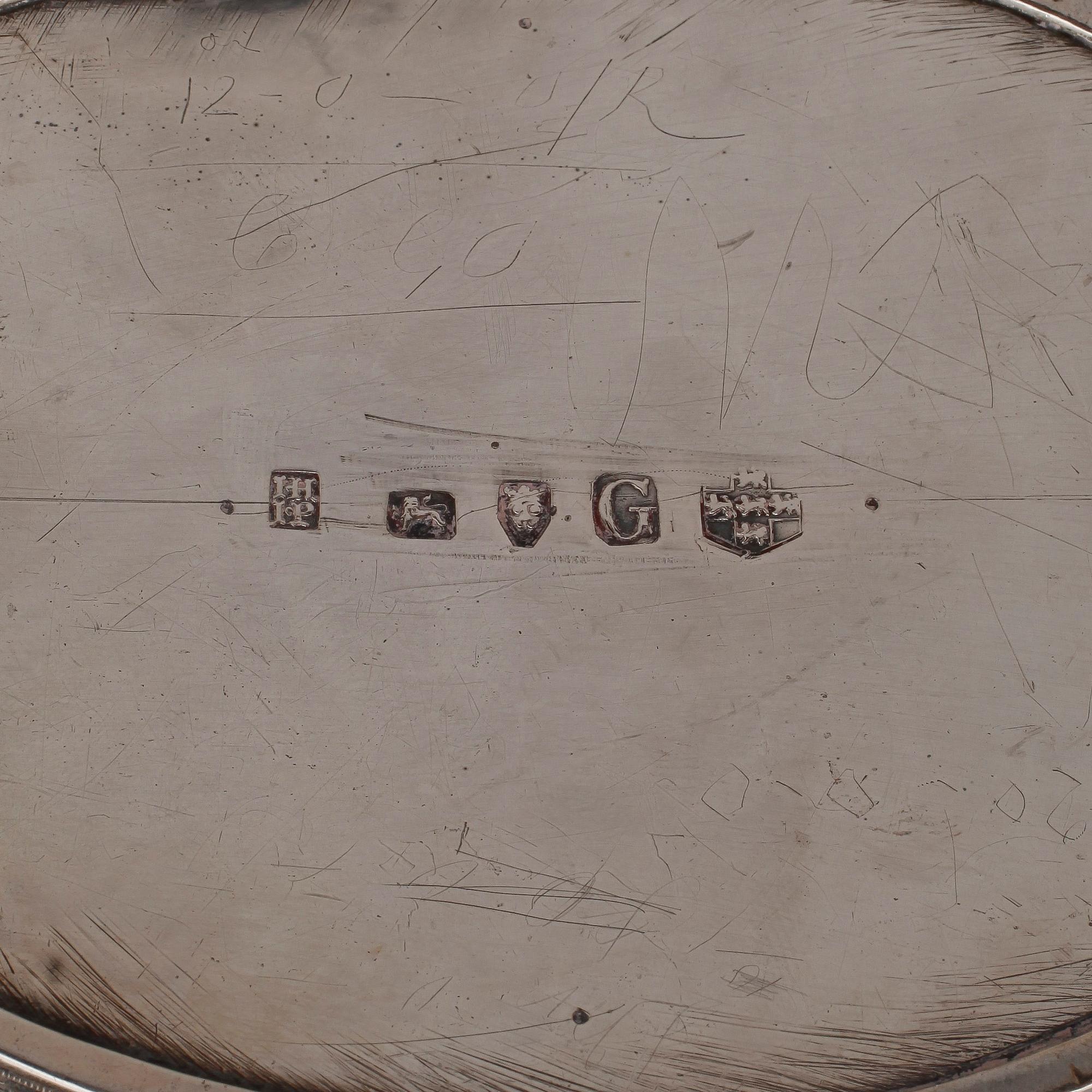 TEKANNA, silver, John Hampston & John Prince, York 1782. Vikt 374 gram.