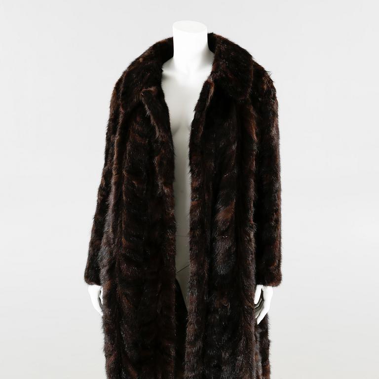 A mink fur coat from Karl Lindblom.