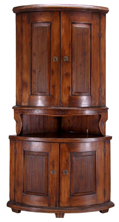 HÖRNSKÅP, gustavianskt, 1700/1800-tal.