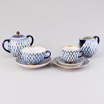 A 21-piece 'Cobalt Net' porcelain set for coffee and tea, Lomonosov, Soviet Union, latter half of the 20th Century.