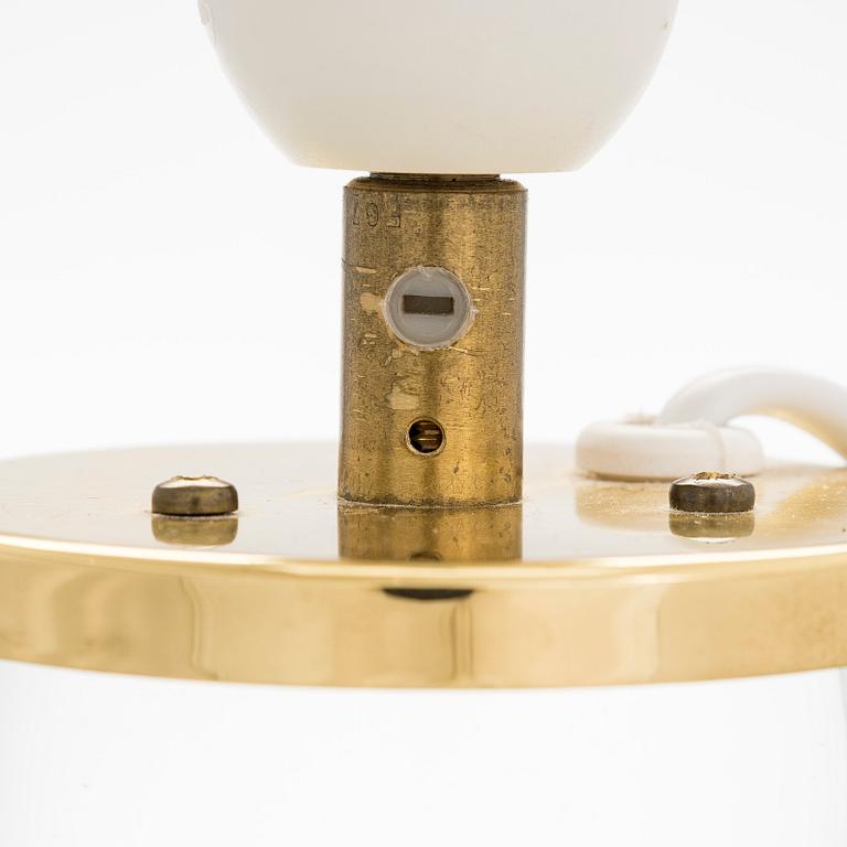 Maire Gullichsen, A pair of 1990s tablelamps for Artek.