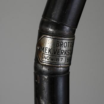 VÄGGLAMPA, Brottby, 1900-talets mitt/ andra hälft.