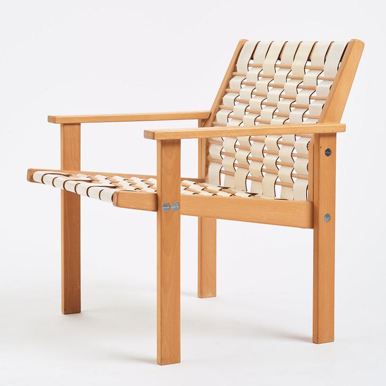 Hans-Agne Jakobsson, an armchair, model "M 122", AB Ellysett, Markaryd, 1960s.