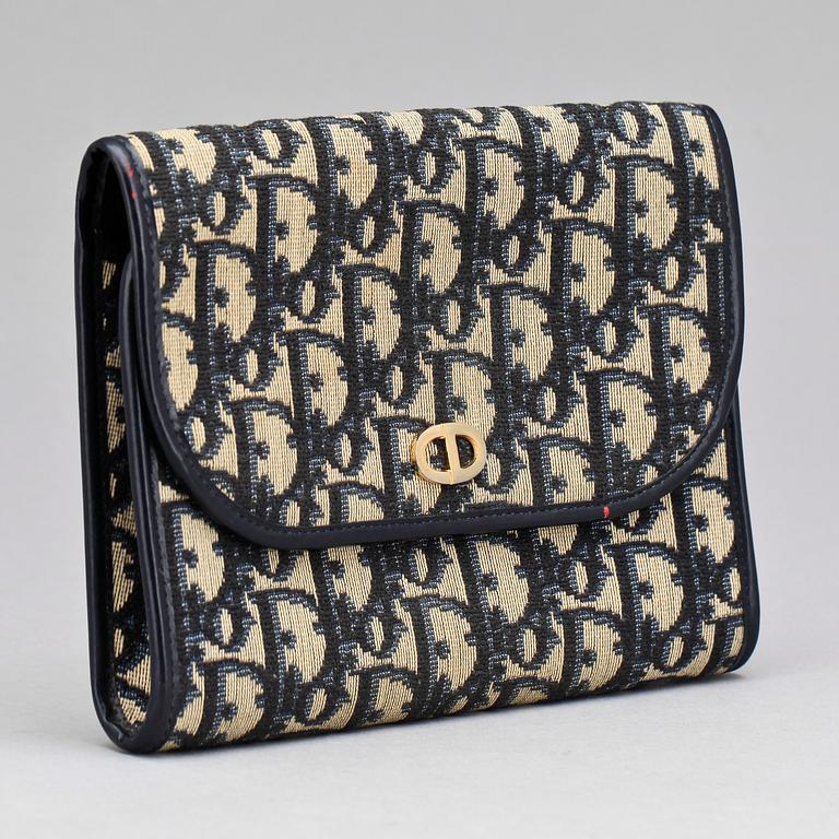 VÄSKOR /KUVERTVÄSKA, 2 st, Christian Dior, Paris.