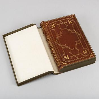 ”Swedish Bookbindings” 1521-1880 in a Luxury Binding.