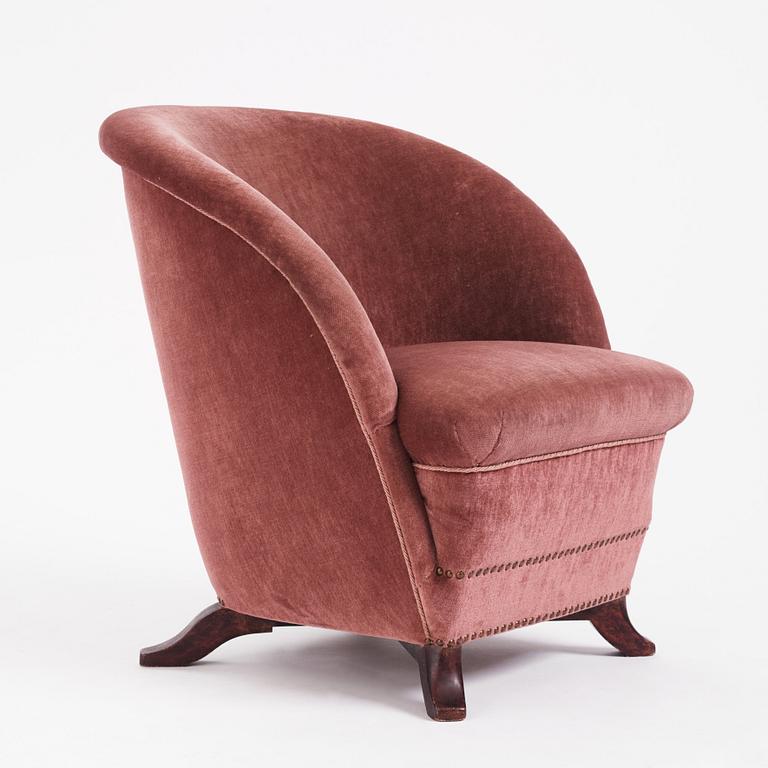 Axel Einar Hjorth, A rare "Madame" armchair, Nordiska Kompaniet ca. 1930.
