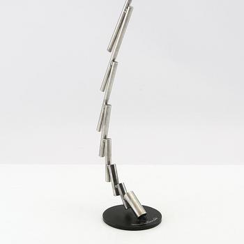 Oscar Reutersvärd, skulptur  signerad.