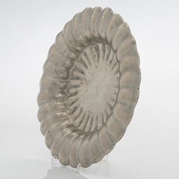 Estrid Ericson, dish, model "A 28", pewter, Svenskt Tenn, Stockholm 1925.