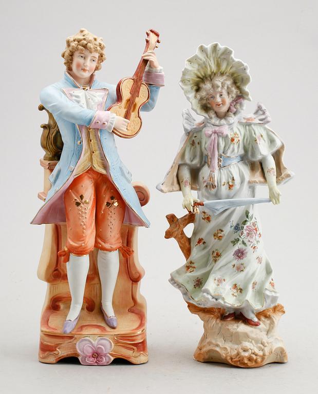 FIGURER, 2 st, biskviporslin, sannolikt Tyskland, tidigt 1900-tal.