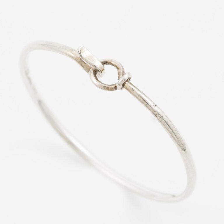 Vivianna Torun Bülow-Hübe, armring, sterlingsilver, Danmark. För Georg Jensen.