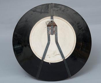 Birger Kaipiainen, A CERAMIC DISH.