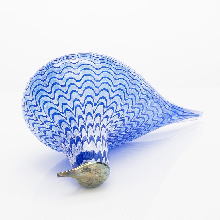 Oiva Toikka, a glass bird signed O. Toikka, Nuutajärvi.
