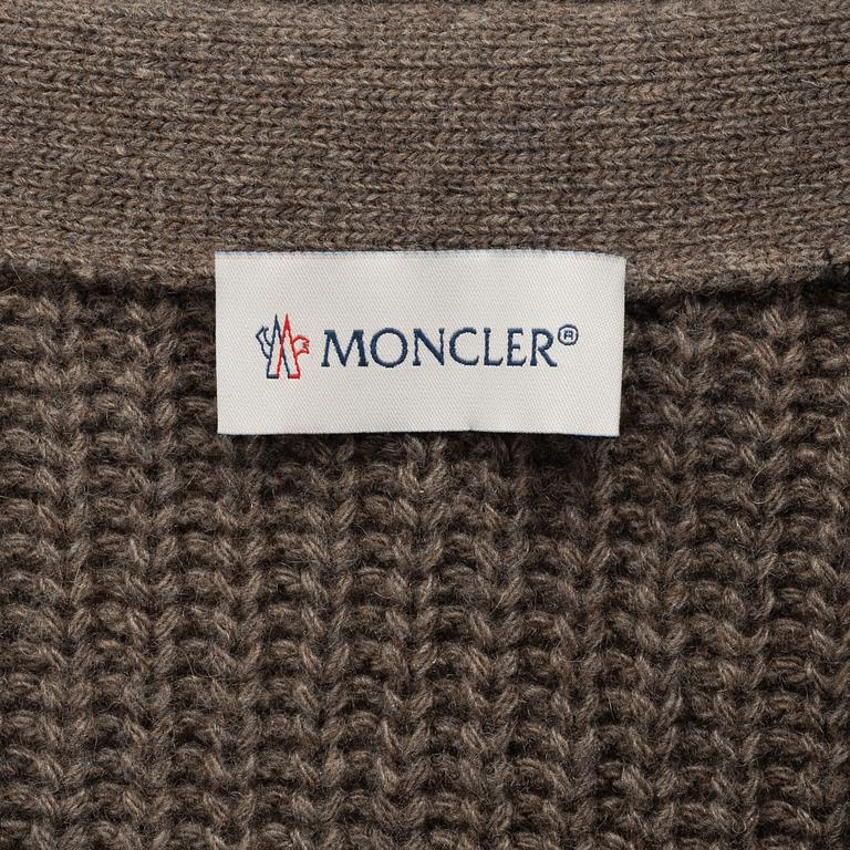 Moncler, a cashmere 'Cardigan Tricot', size S.