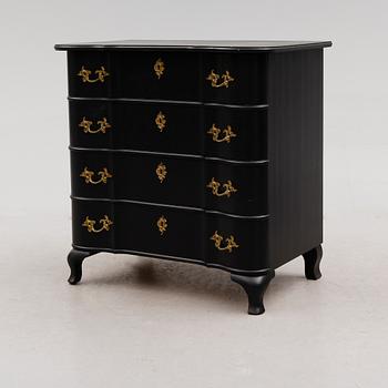 BYRÅ, barockstil, 1900-talets mitt.