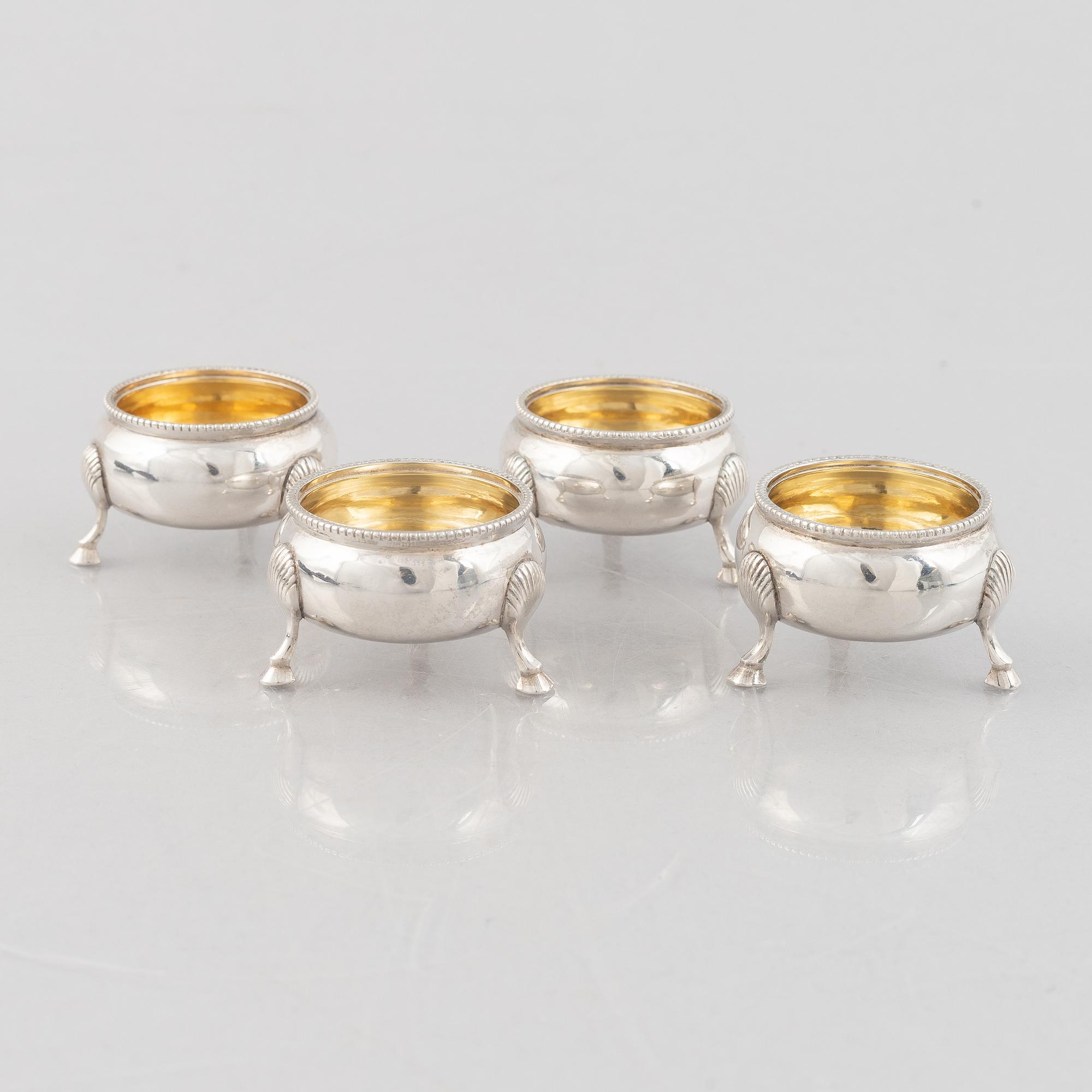 Four English Silver Salt Cellars, mark of William Evans, London 1883.