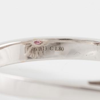 Ring 18K white gold with pink garnet and brilliant-cut diamonds.