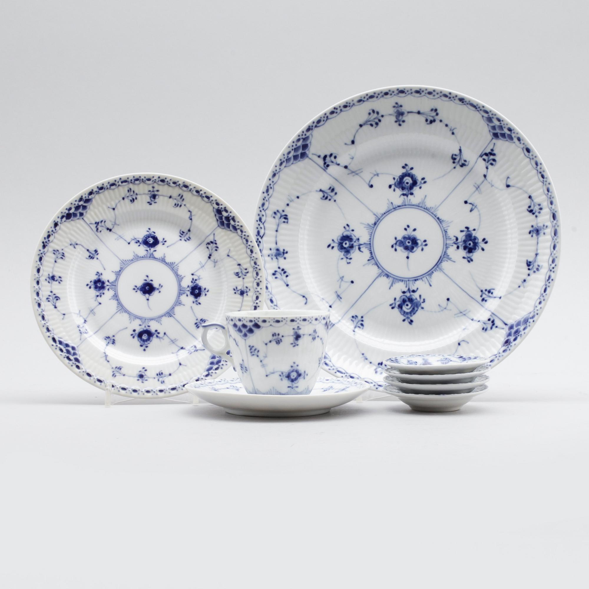 SERVISPORSLIN, 26 delar, Royal Copenhagen, Danmark.
