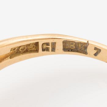 Ring 18K guld blomformad med lätt cushionformad gammalslipad diamant och seedpärlor.