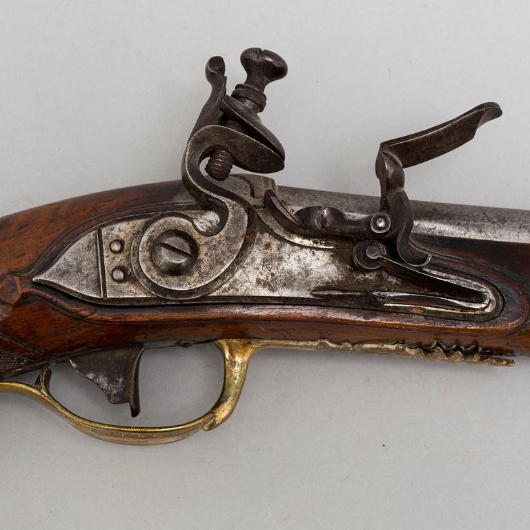 A Flintlock pistol circa 1800.