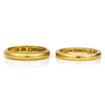 RINGAR, 2 st, 23K guld, Sverige, 1900-talets första hälft.
