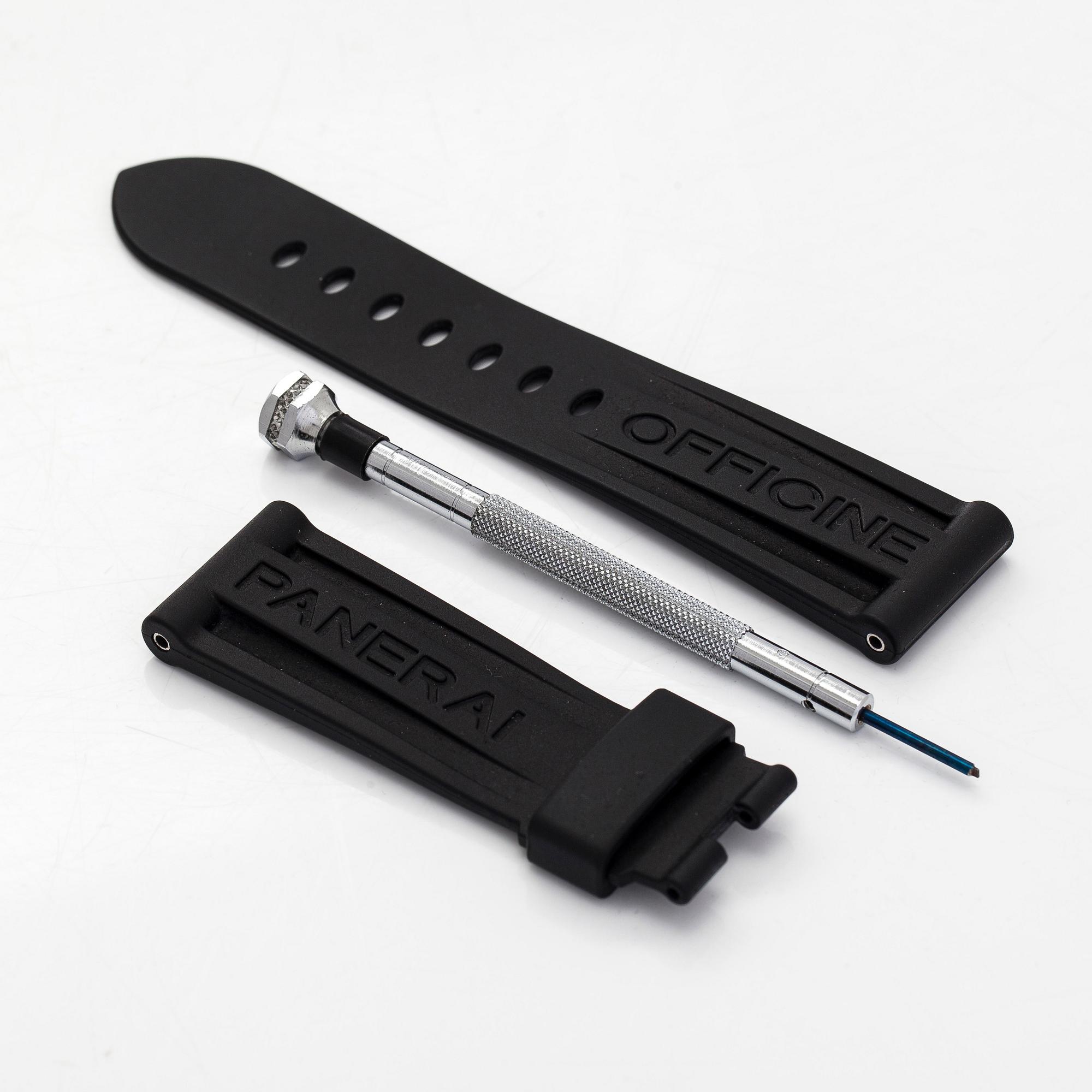 Panerai, Luminor Marina, armbandsur, 44 mm.