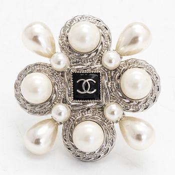 Chanel, a brooch, 2012.