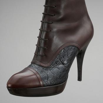 STÖVLAR, Louis Vuitton.