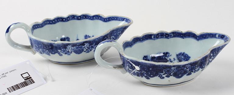 SÅSSNIPOR, ett par, porslin, Kina, Qianlong 1736-1795.