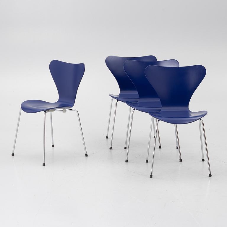 Arne Jacobsen, stolar, 4 st, "Sjuan", Fritz Hansen, Danmark.