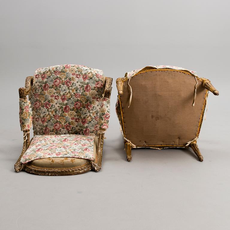 A PAIR OF FRENCH, LATE 19TH CENTURY ARMCHAIRS.
