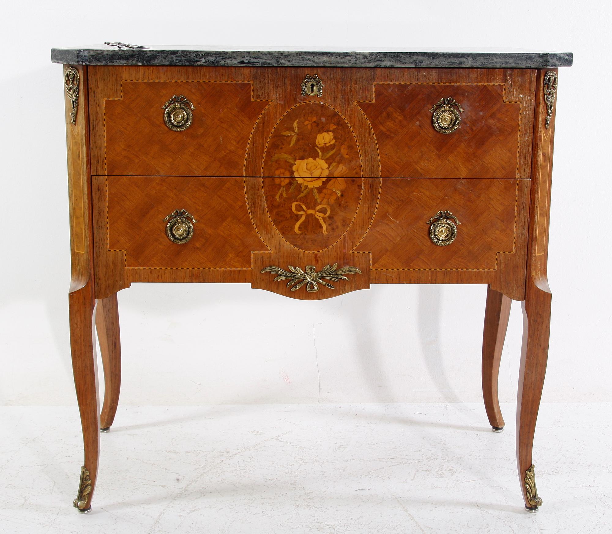 BYRÅ, Louis XVI-stil, 1900-talets mitt.