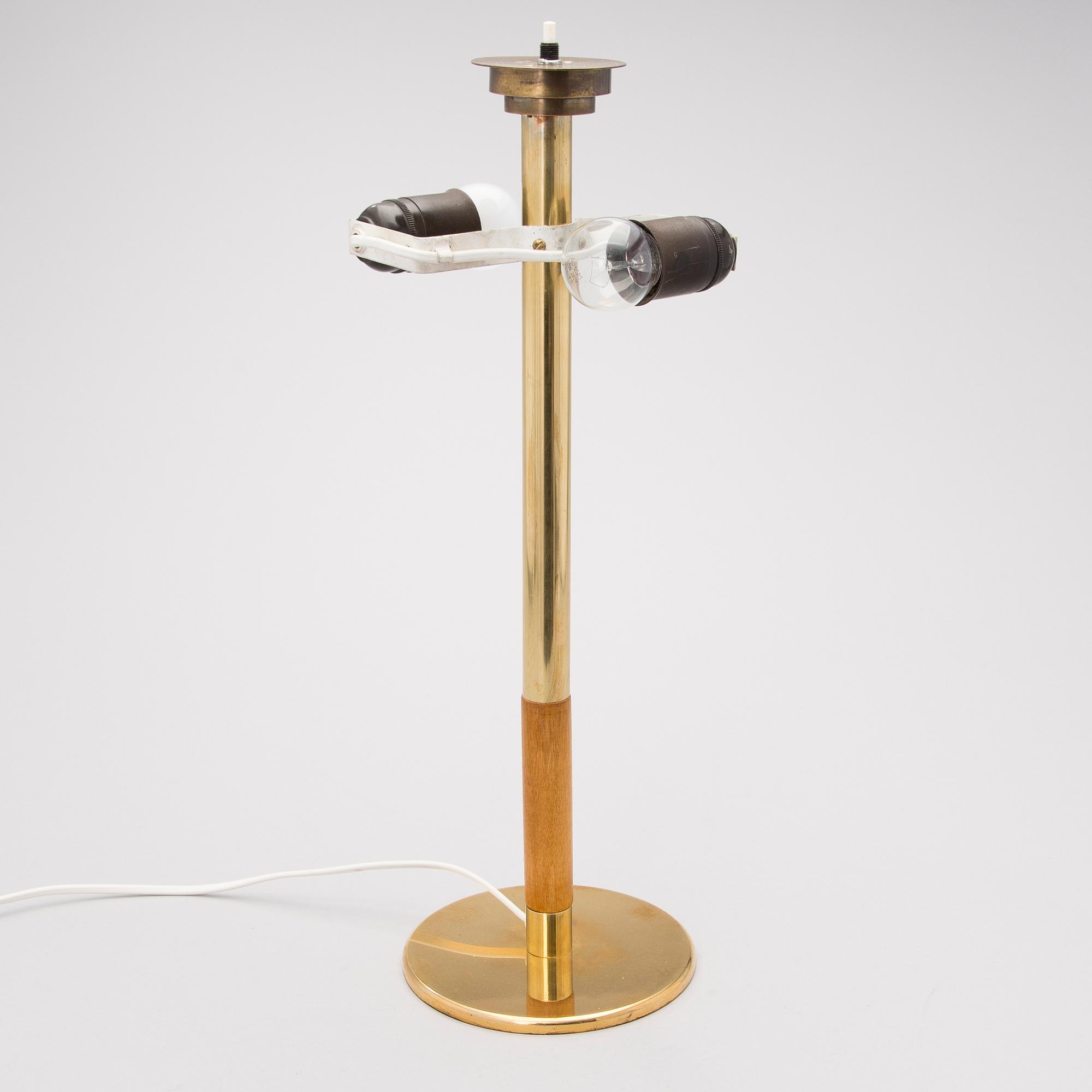 PAAVO TYNELL, bordslampa, modell 9206, Taito 1900-talets mitt.