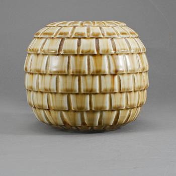 VAS, stengods, Gertrud Lönegren, Rörstrand, stämpelsignerad, omkring 1900-talets mitt.