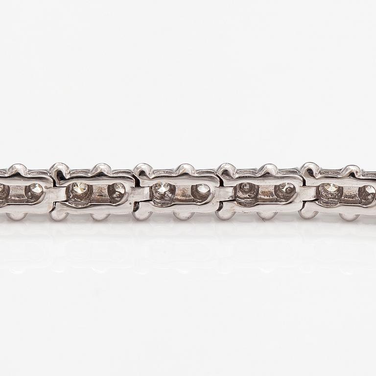 Armband, 14K vitguld och diamanter ca 1.18 ct tot.