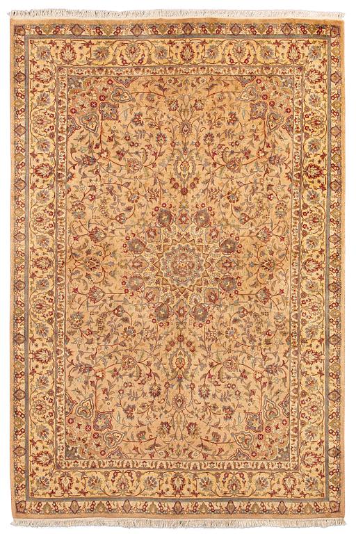 Carpet, Kashmir, ca 250 x 175 cm.