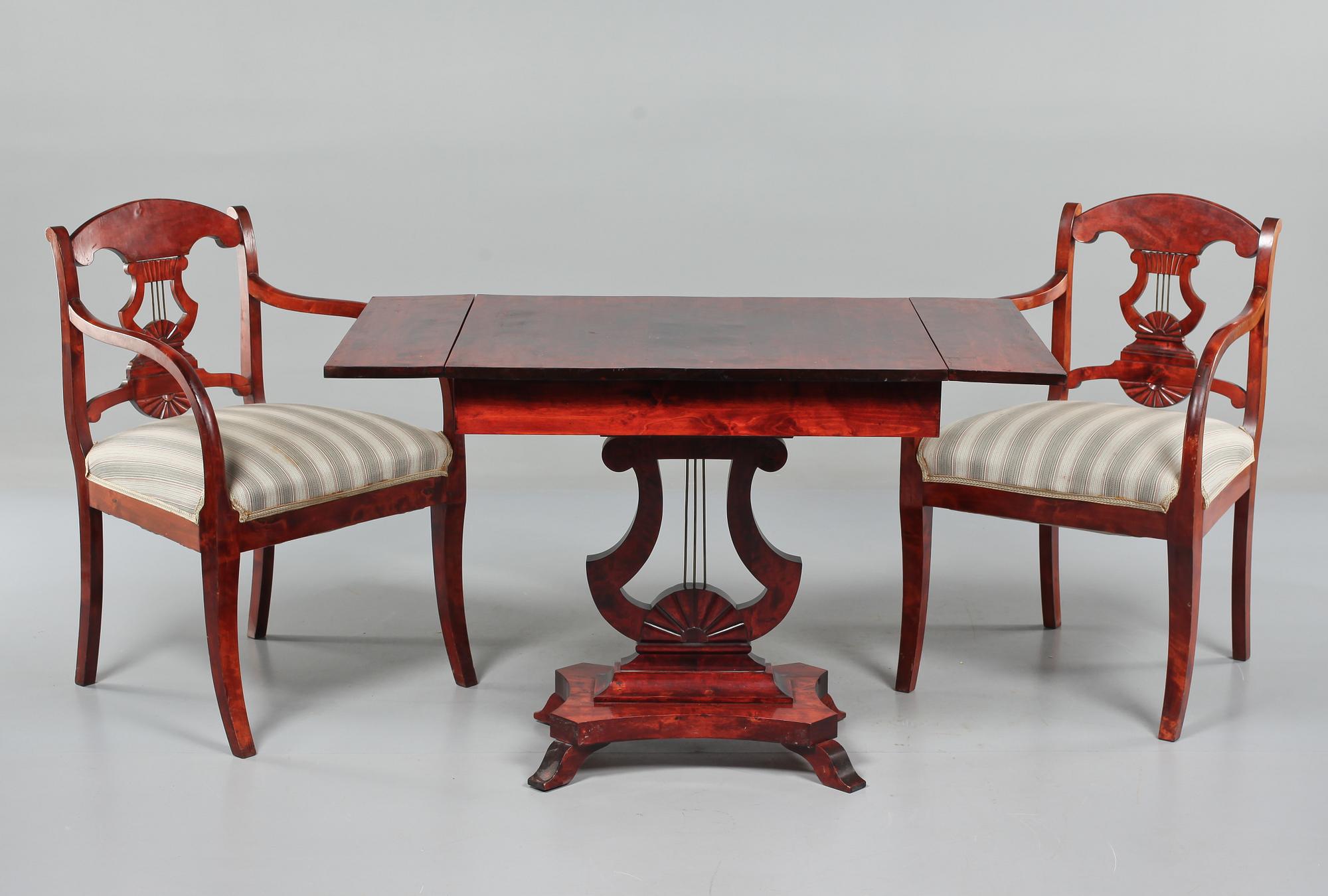 BORD samt KARMSTOLAR, Karl Johan-stil, 1900-talets mitt.