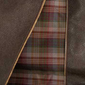 Mulberry, garment cover.